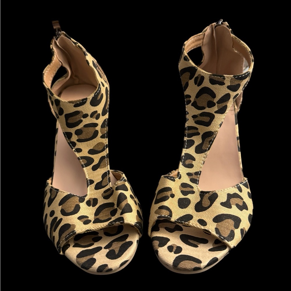Women’s Animal Print Peep Toe Shoes